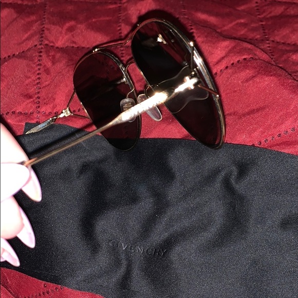 Givenchy gently used aviator GV7005/s J5GHA - Picture 3 of 6